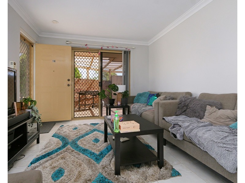 16/208 Burslem Drive, Maddington WA 6109