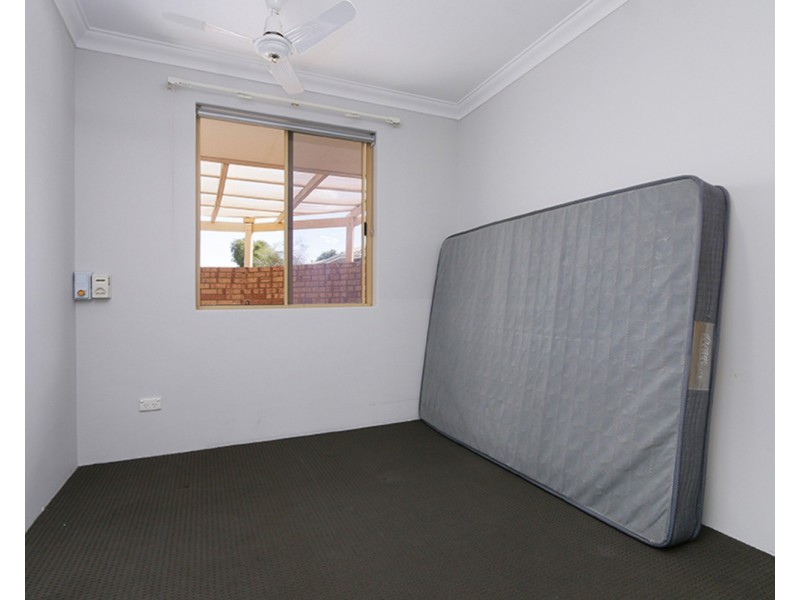 16/208 Burslem Drive, Maddington WA 6109