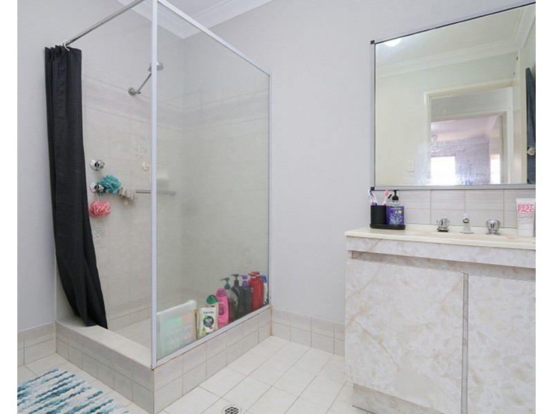 16/208 Burslem Drive, Maddington WA 6109
