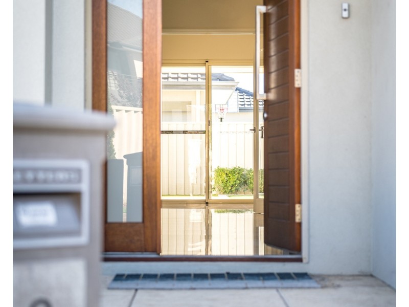 6 Monza Court, Stirling WA 6021