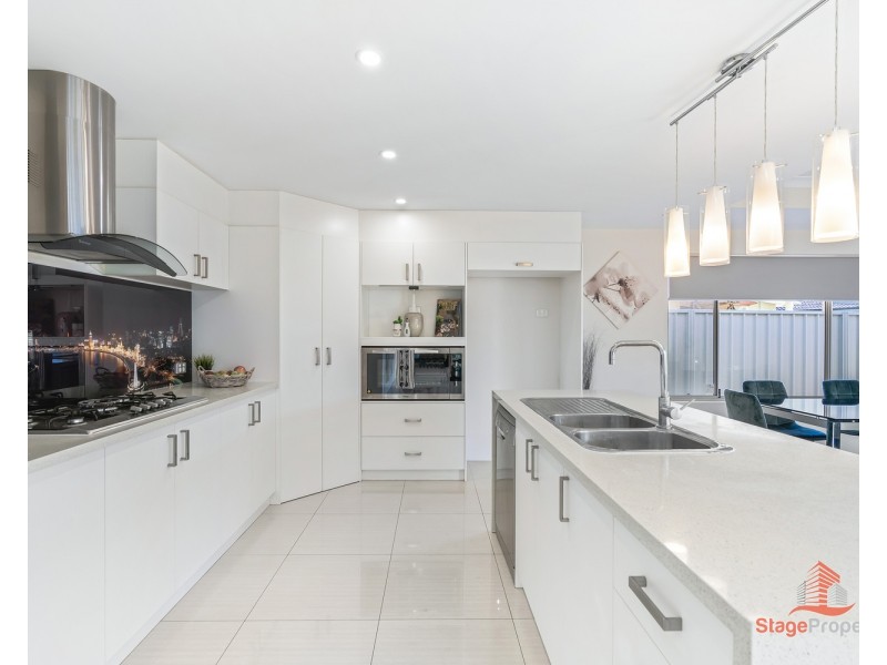 6 Monza Court, Stirling WA 6021