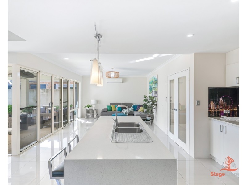 6 Monza Court, Stirling WA 6021