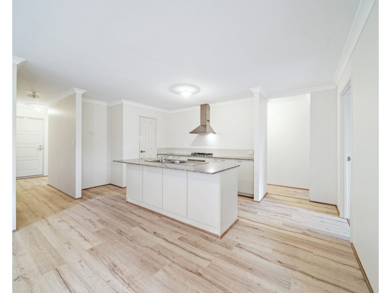 1/168 William Street, Beckenham WA 6107