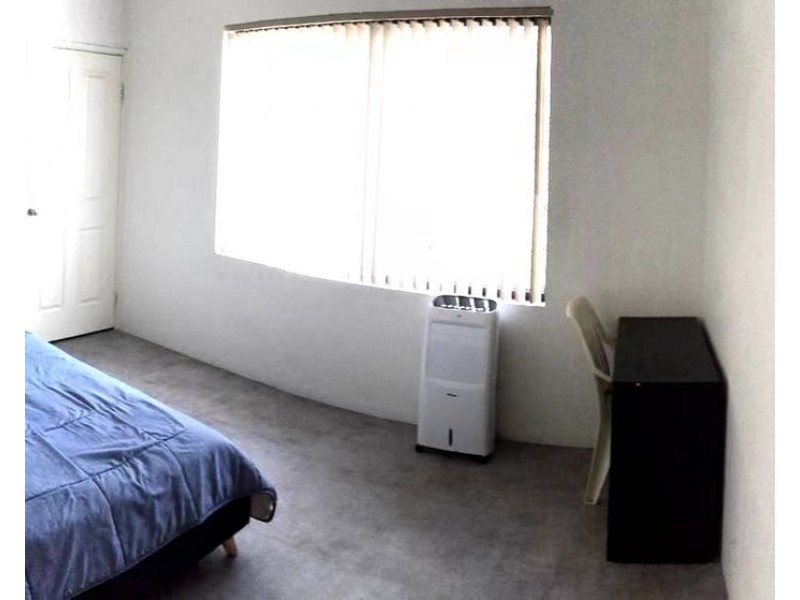 2/12 Dotterel Way, East Cannington WA 6107