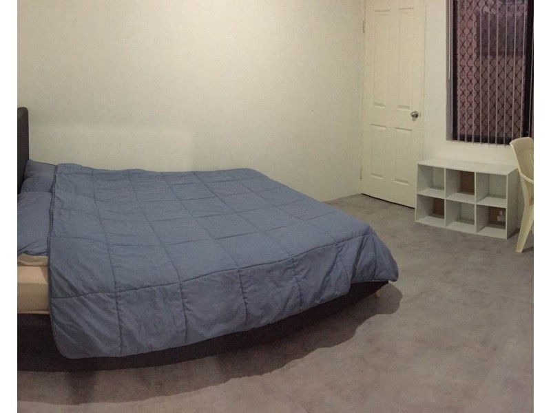 2/12 Dotterel Way, East Cannington WA 6107