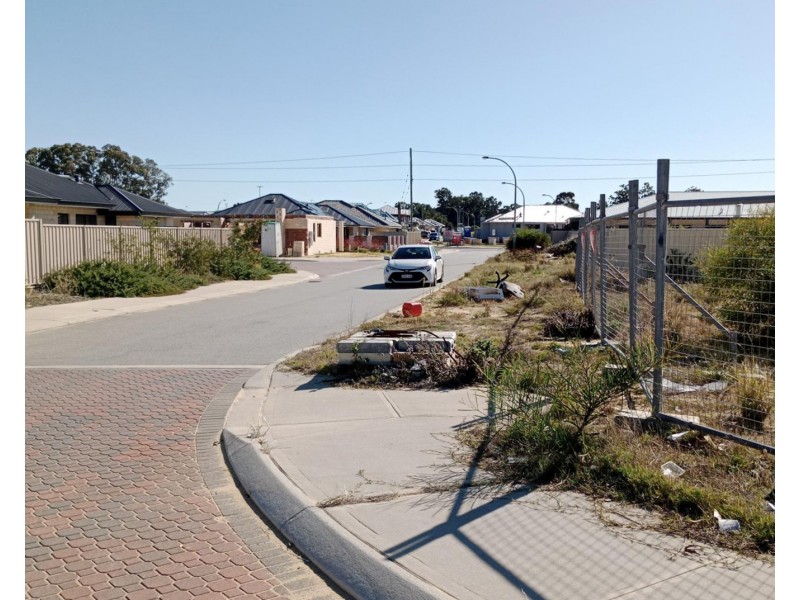 13 Mavro Street, Caversham WA 6055