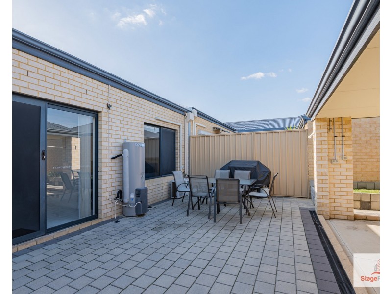 29 Hollyford Parade, Butler WA 6036