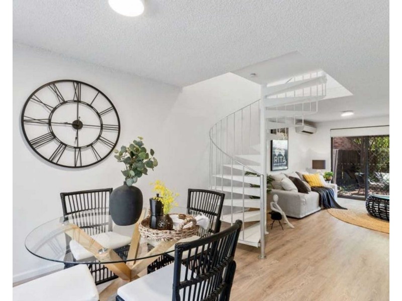 2/16 Monash Avenue, Nedlands WA 6009