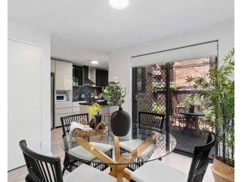 2/16 Monash Avenue, Nedlands WA 6009