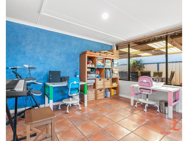 1/2 Colkirk Way, Willetton WA 6155