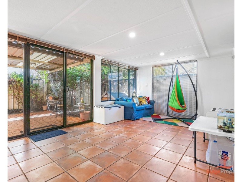 1/2 Colkirk Way, Willetton WA 6155