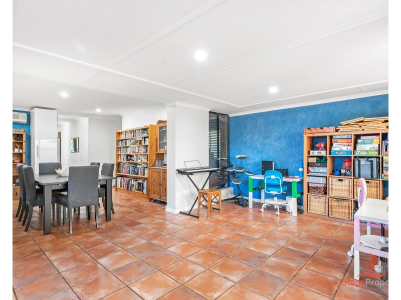 1/2 Colkirk Way, Willetton WA 6155