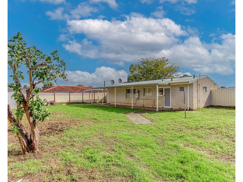 39 Cohuna Drive, Armadale WA 6112