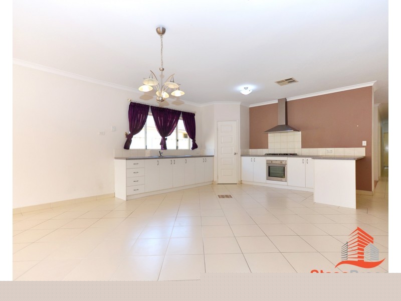 16 Hoop Place, Canning Vale WA 6155