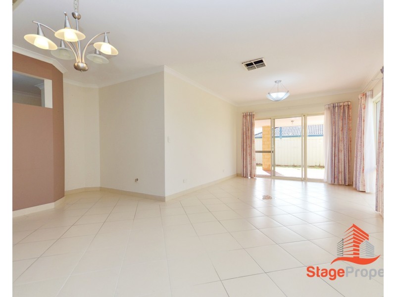 16 Hoop Place, Canning Vale WA 6155