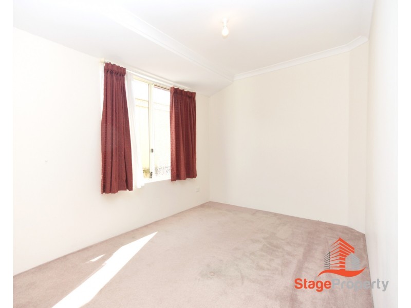 16 Hoop Place, Canning Vale WA 6155