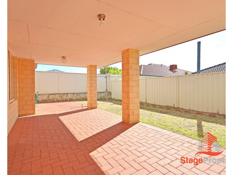 16 Hoop Place, Canning Vale WA 6155