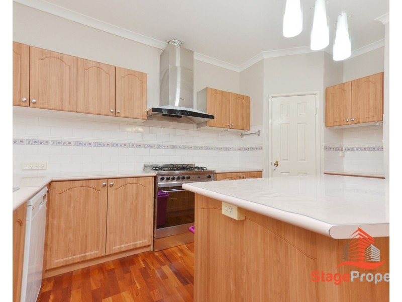 15 Inveraray Close, Canning Vale WA 6155
