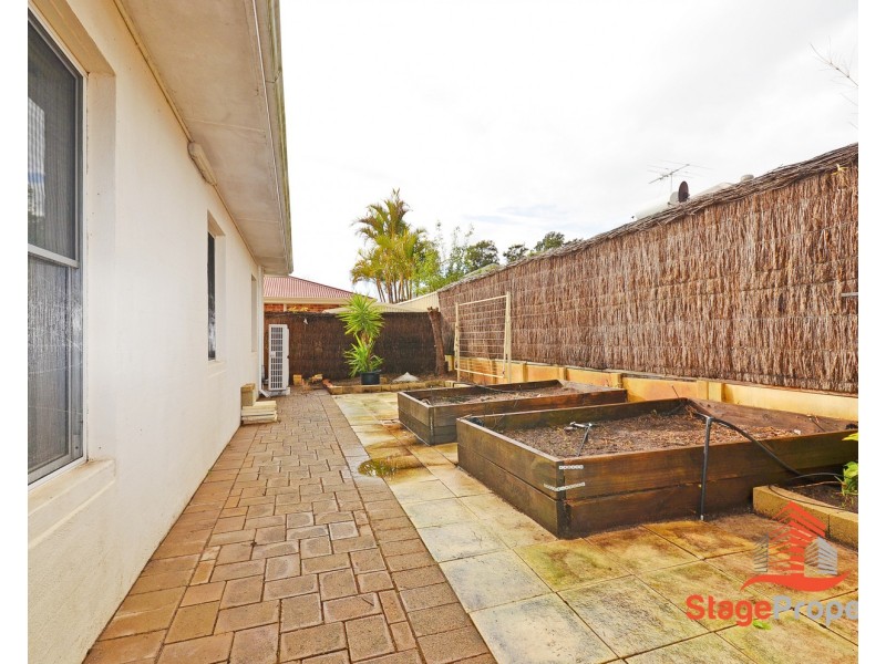 15 Inveraray Close, Canning Vale WA 6155