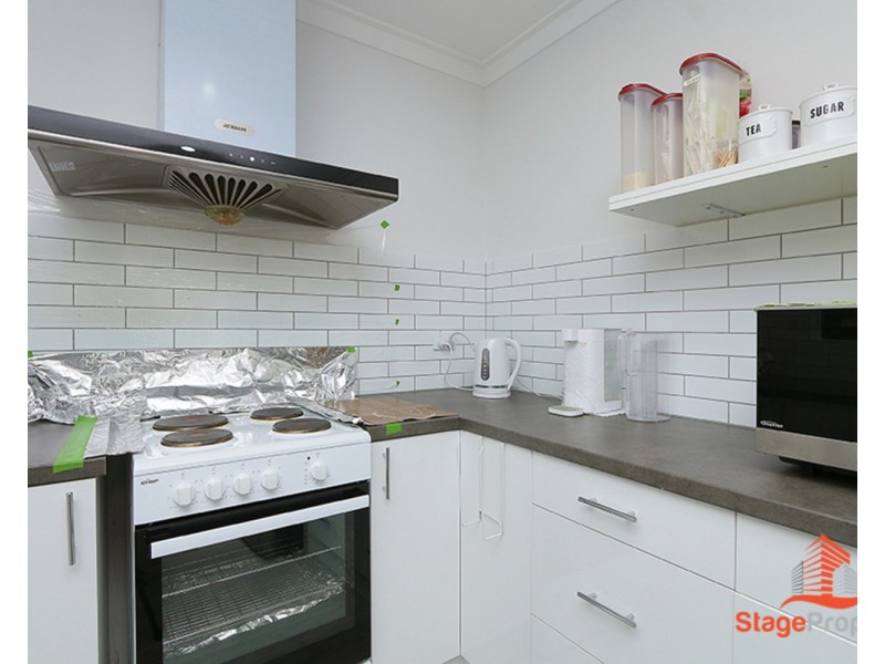 16 Oriole Way, Thornlie WA 6108