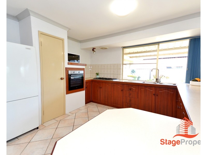 34 Fern Leaf Court, Leeming WA 6149