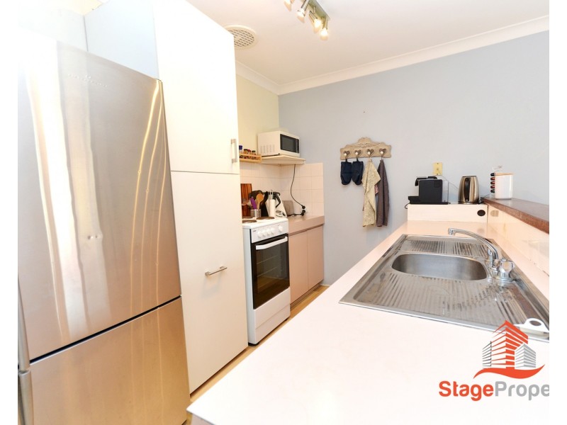 9/9 Dewey Street, Shelley WA 6148