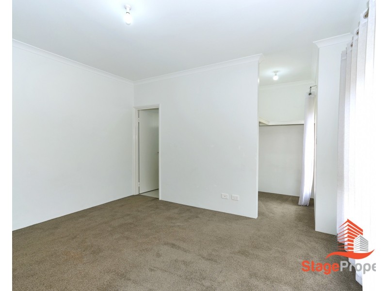 8 Astartea Parkway, Piara Waters WA 6112