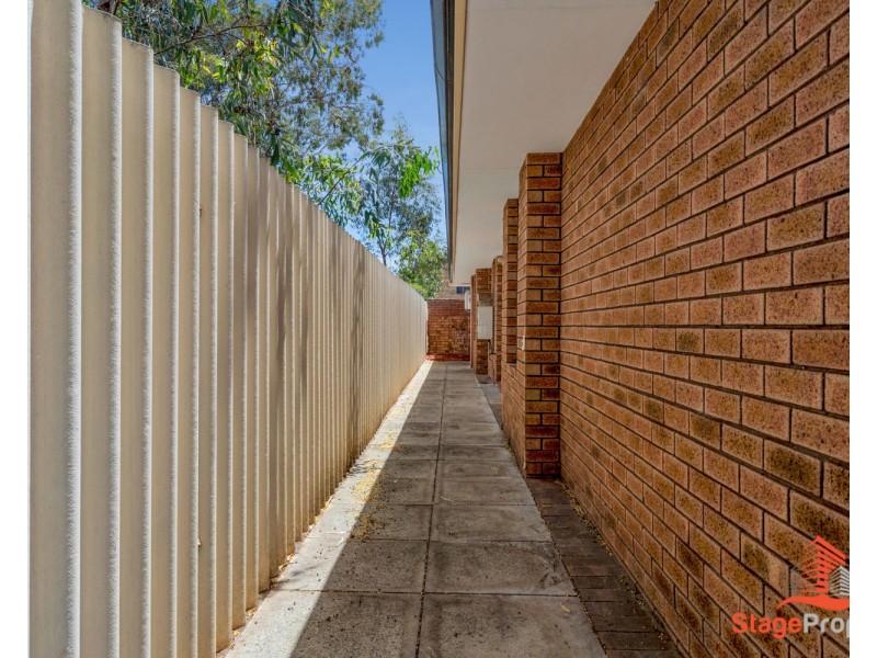 18 Hyland Way, Wilson WA 6107