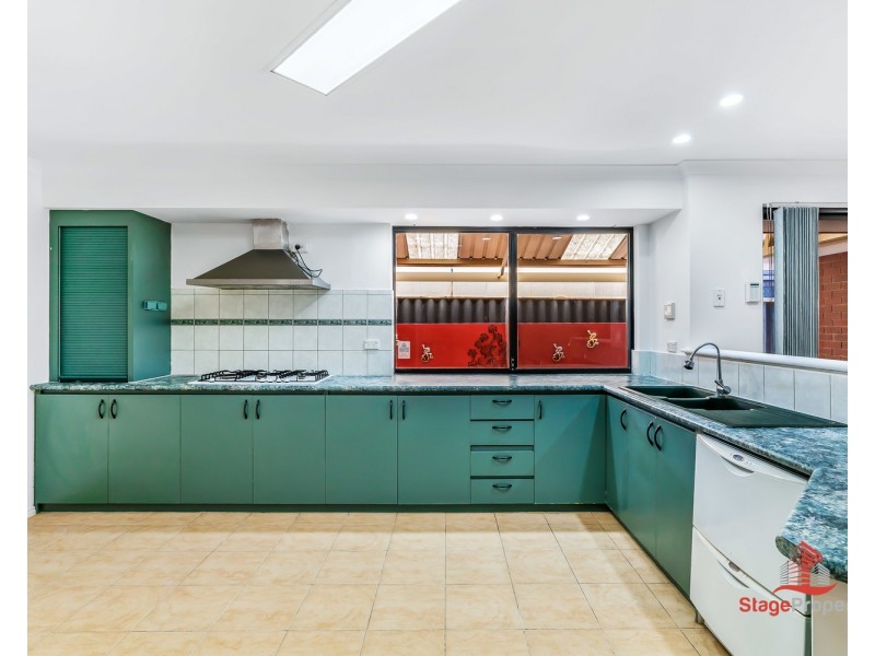 14 Gentle Circle, South Guildford WA 6055