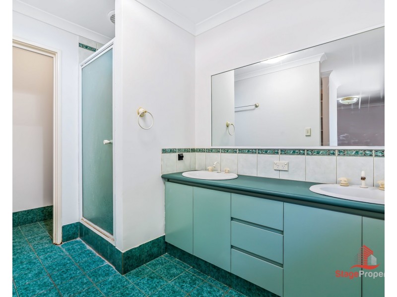 14 Gentle Circle, South Guildford WA 6055
