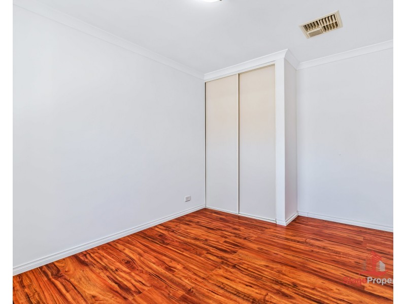 14 Gentle Circle, South Guildford WA 6055