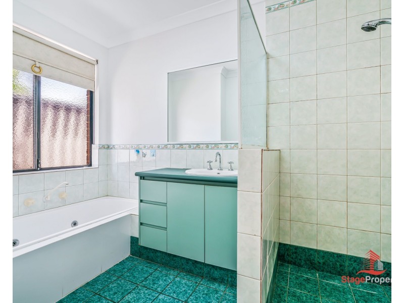 14 Gentle Circle, South Guildford WA 6055