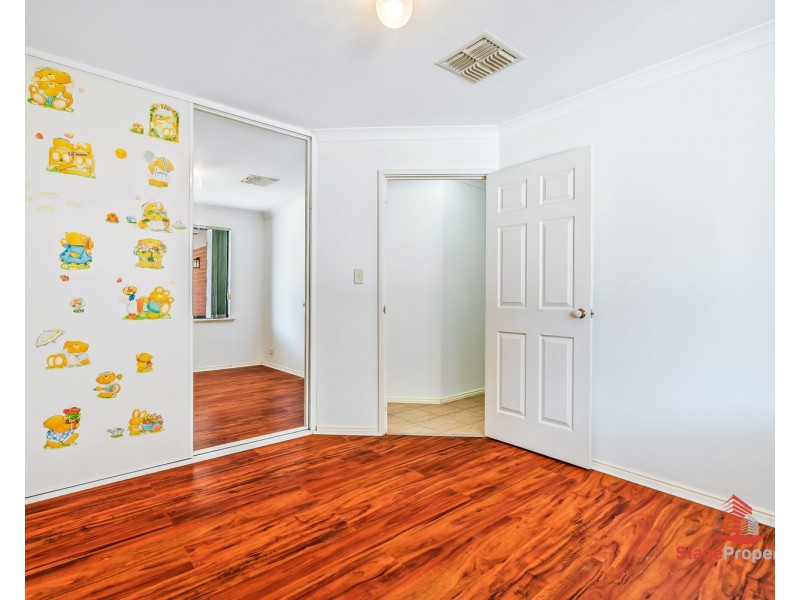 14 Gentle Circle, South Guildford WA 6055