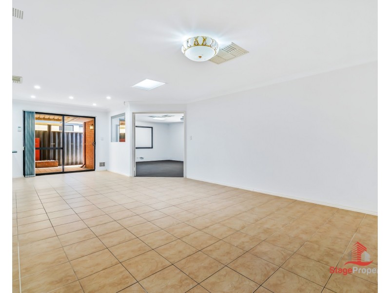 14 Gentle Circle, South Guildford WA 6055