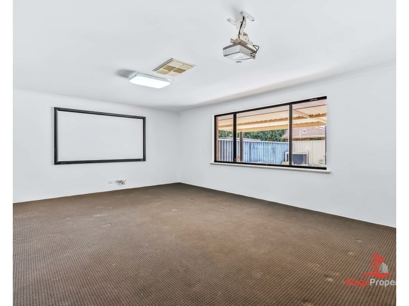 14 Gentle Circle, South Guildford WA 6055