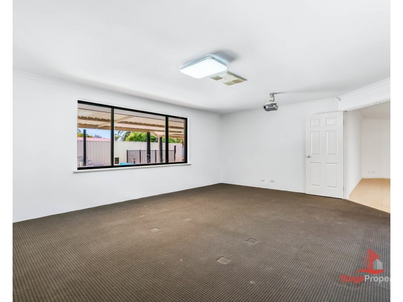 14 Gentle Circle, South Guildford WA 6055