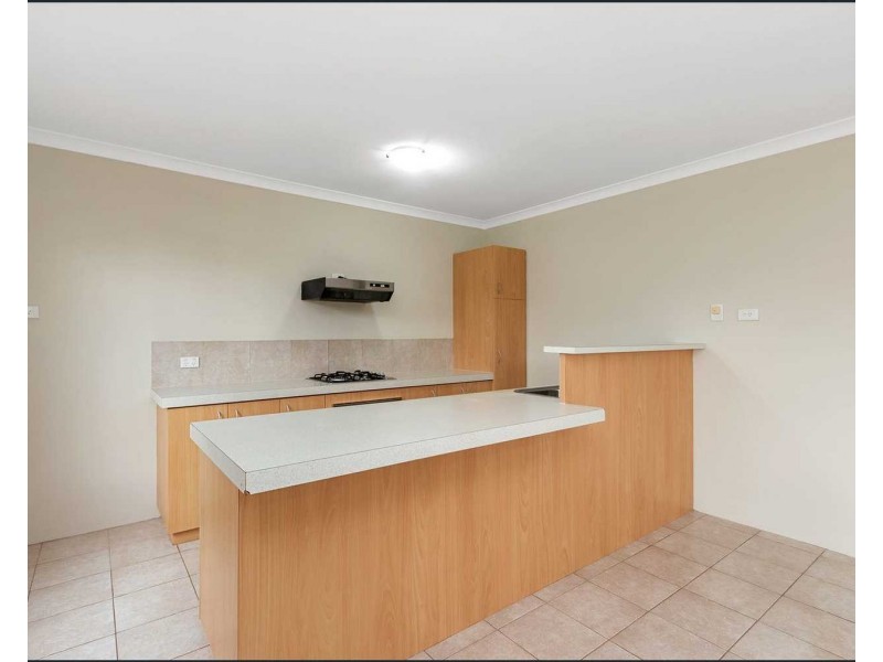 11C Harriet Place, Cloverdale WA 6105