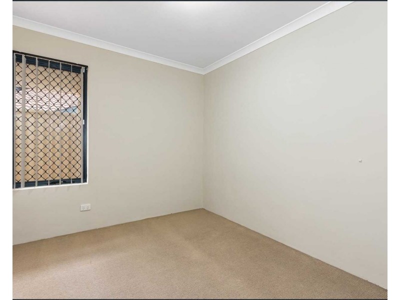 11C Harriet Place, Cloverdale WA 6105