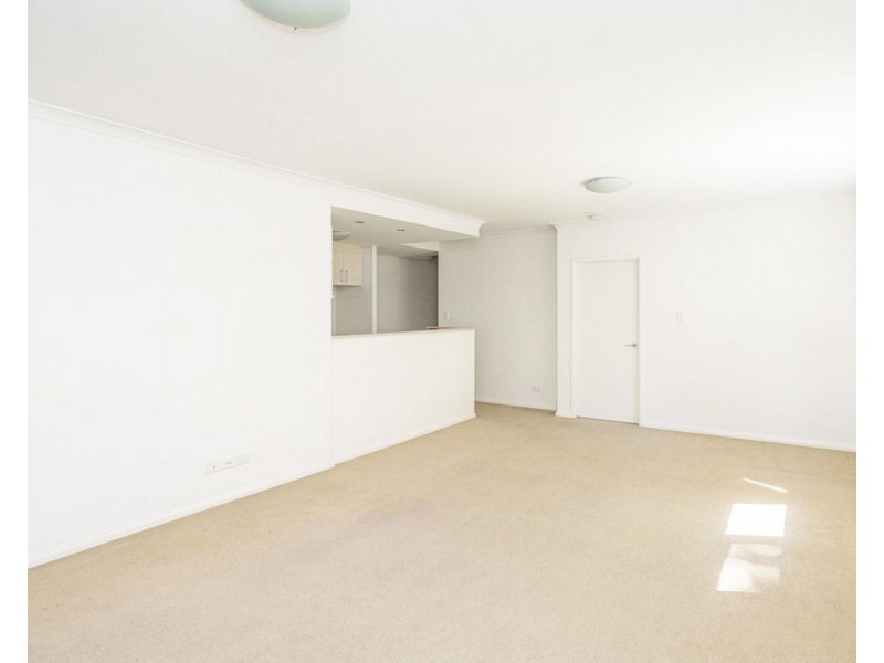 4/18 Wellington Street, East Perth WA 6004