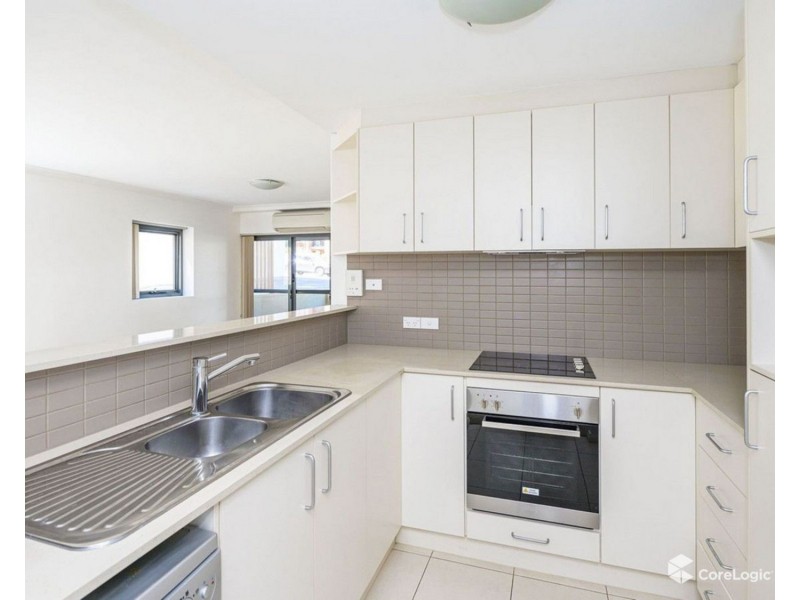 4/18 Wellington Street, East Perth WA 6004