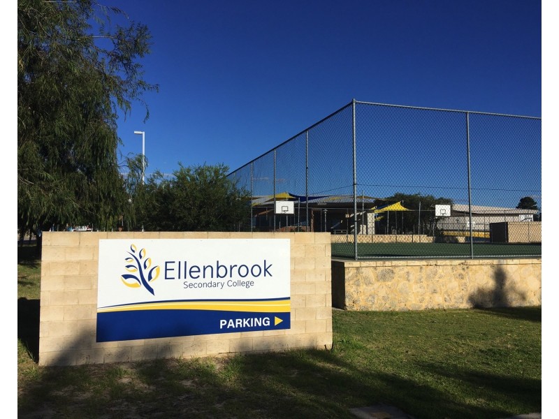 21 Glamorgan Loop, Ellenbrook WA 6069