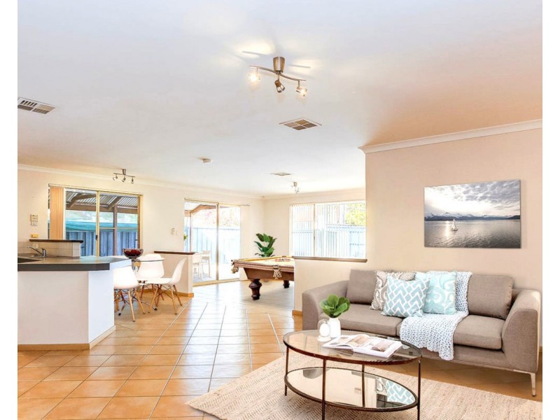 19 Millstream Grove, Ellenbrook WA 6069