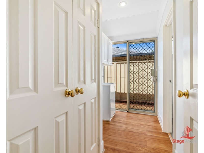 18 Lakehurst Way, Atwell WA 6164