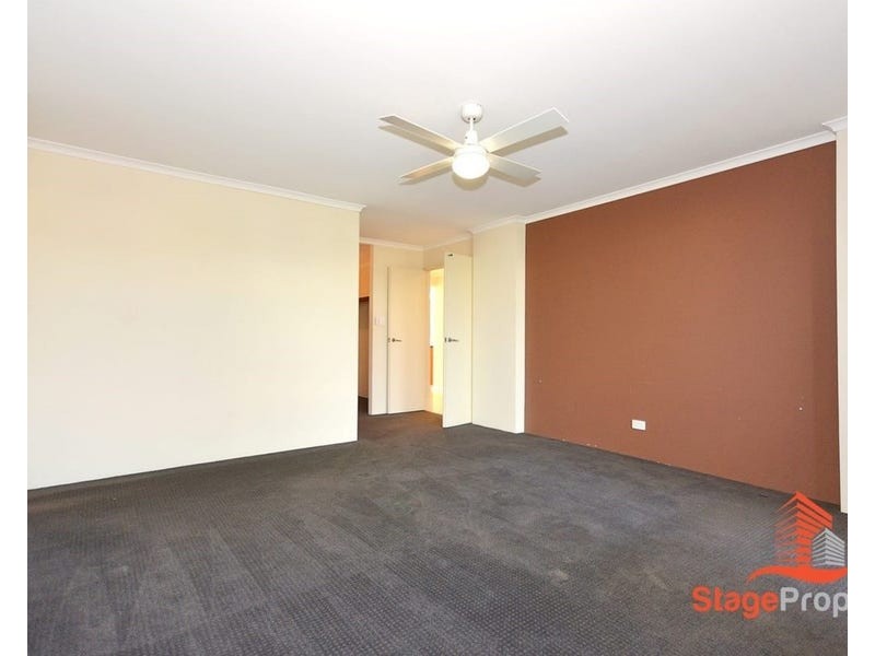 8 Gleeson Entrance, Aveley WA 6069