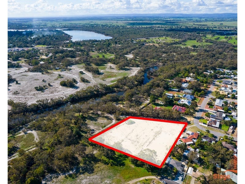 16 Jacaranda Drive, North Yunderup WA 6208