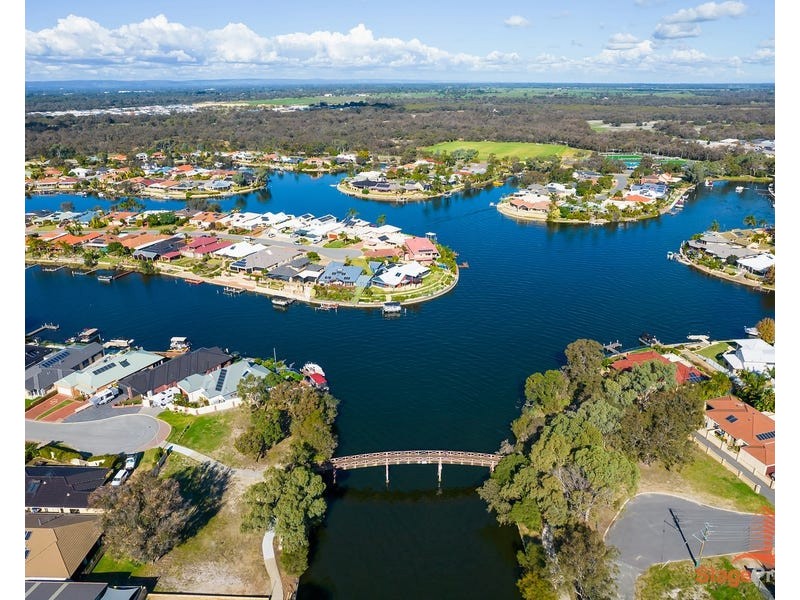 16 Jacaranda Drive, North Yunderup WA 6208