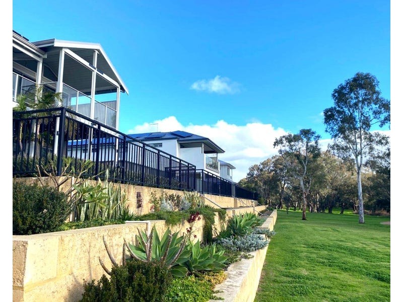 13/12 Loder Way, South Guildford WA 6055