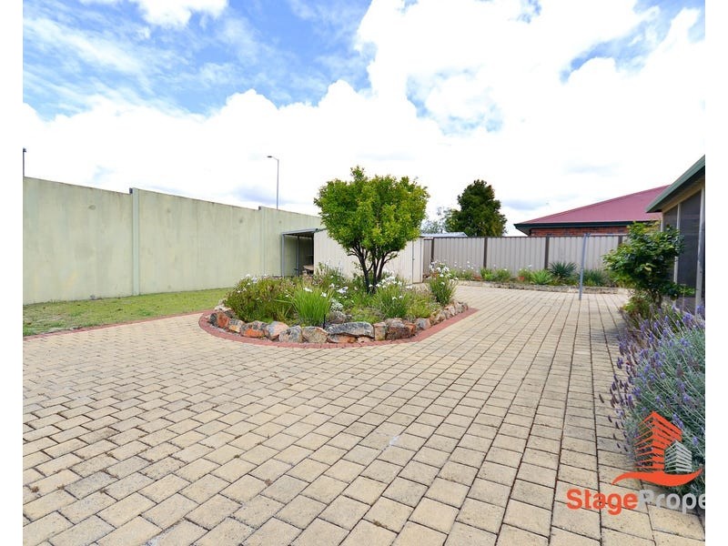 34 Fern Leaf Court, Leeming WA 6149