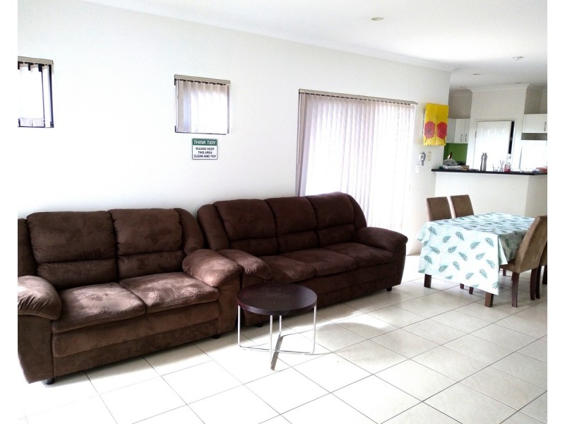 2/12 Dotterel Way, East Cannington WA 6107