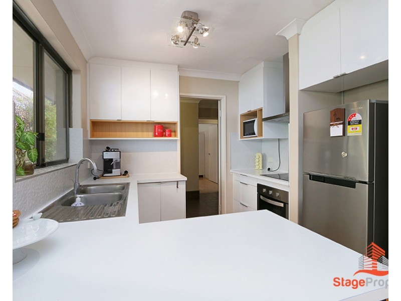 2/141-143 Leach Highway, Wilson WA 6107